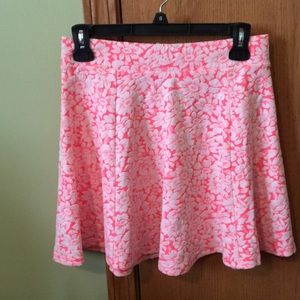 H&M pink with white flowers mini skirt